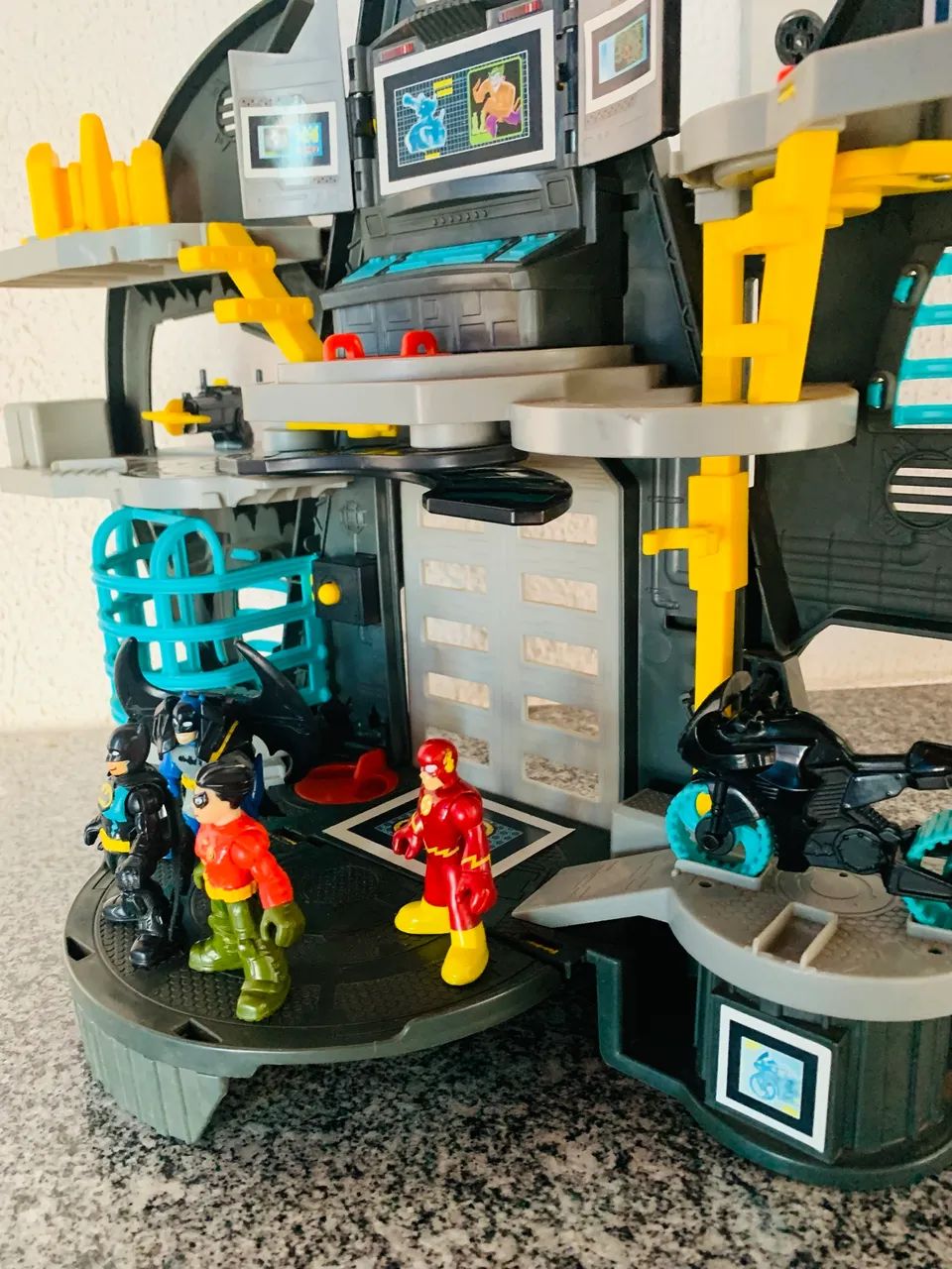 Lote Imaginext Batman - Batcaverna - Foto 4