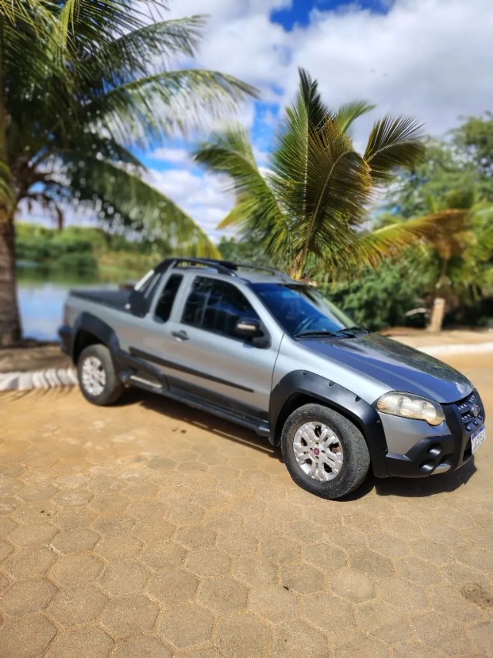Fiat Strada Strada Adventure 1.8/ 1.8 LOCKER Flex CE 2010