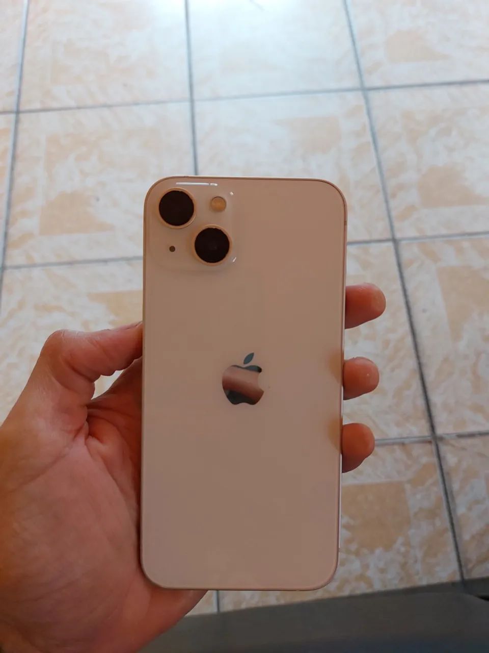 Vendo IPhone 13 Branco - Foto 2