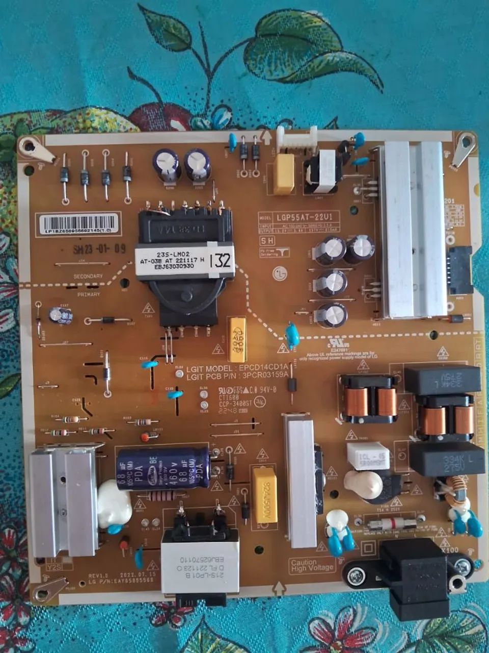 Placa mãe, placa de carga, power com módulo Wi-Fi e Bluetooth, controle..TV LG 55UR8750PSA - Foto 3