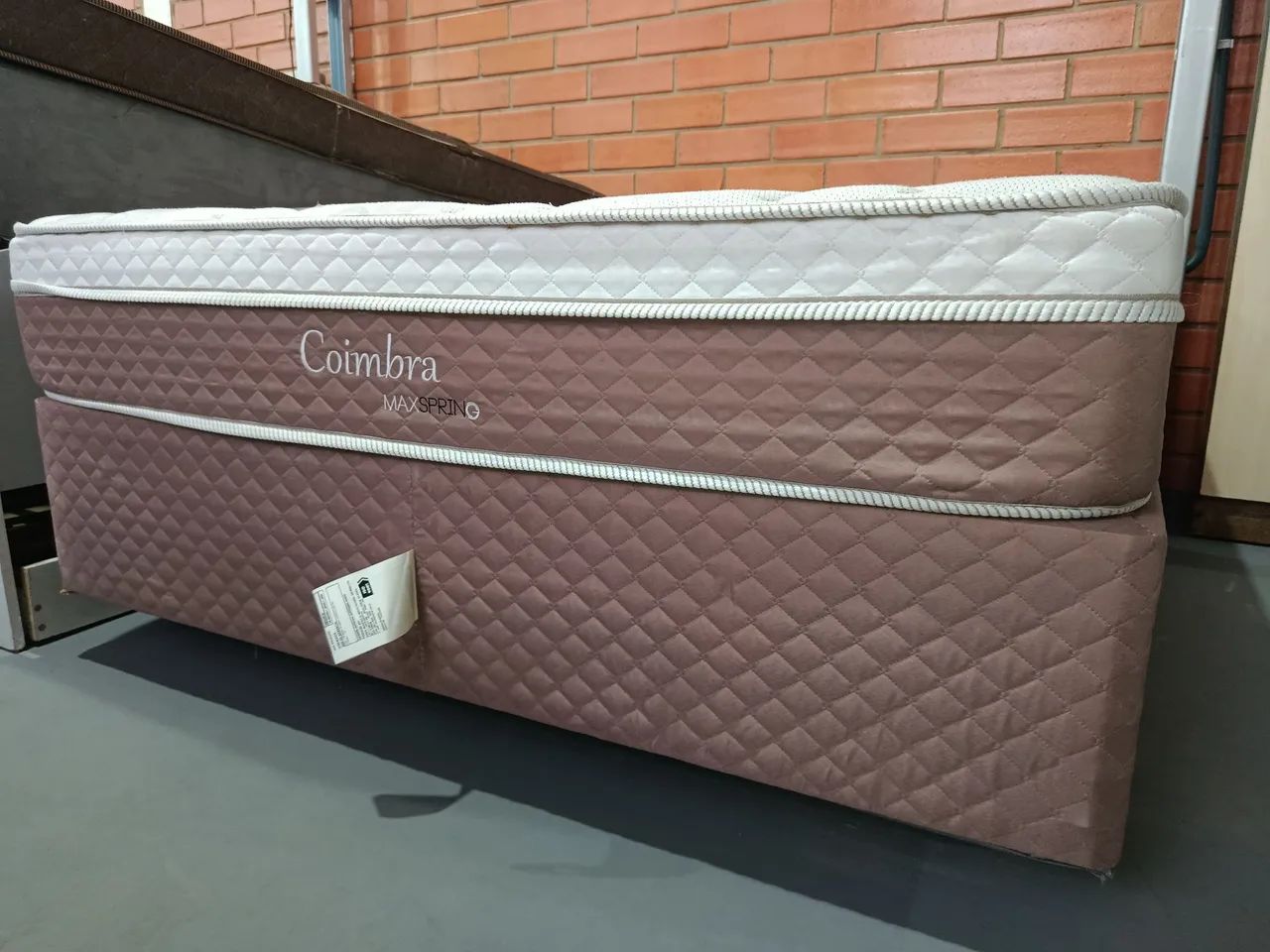 CAMA BOX CASAL SEMI NOVA  MOLAS ENSACADAS  - Foto 2