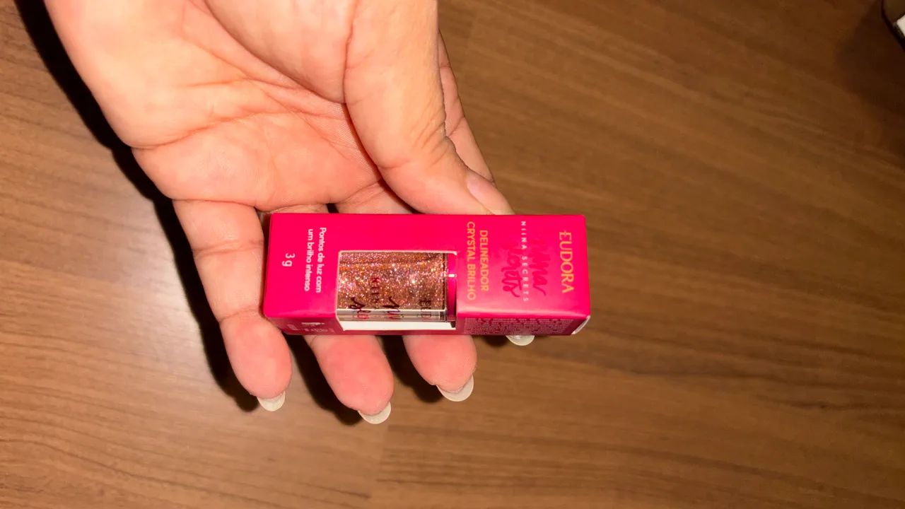 Delineador Crystal Brilho Nina Secrets - Foto 4