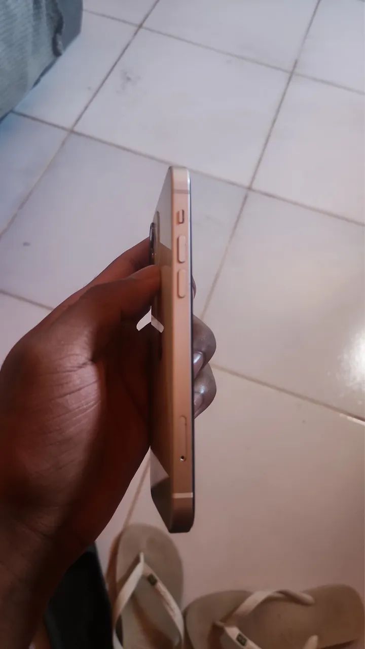 iPhone 12 - Foto 3
