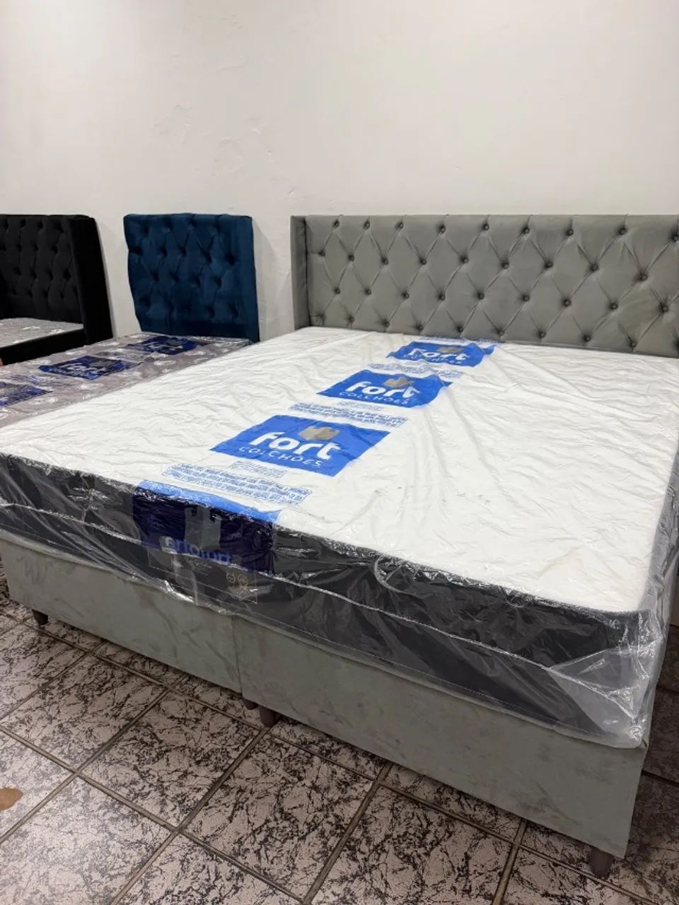 Cama Box Casal a partir de $350.00 Novas 