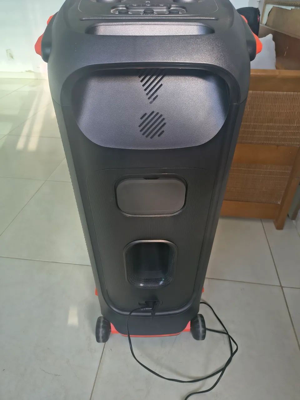 JBL 710 na garantia e com capa 3500,00 - Foto 4