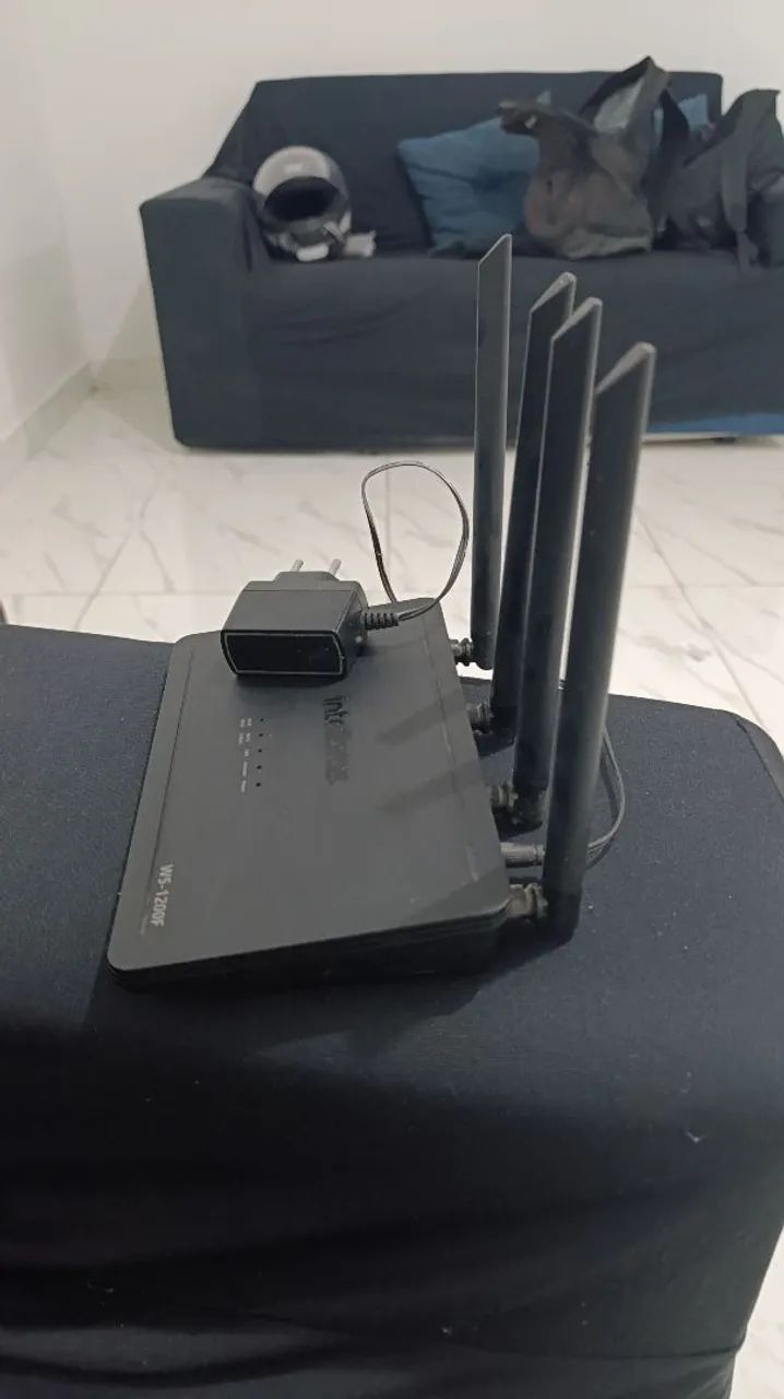Intelbras Router404871504682690561