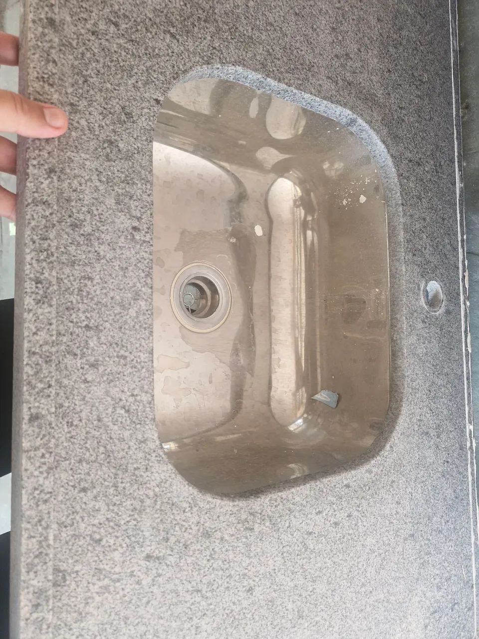 Vendo pedra de granito com Cuba inox nova sem uso - Foto 2