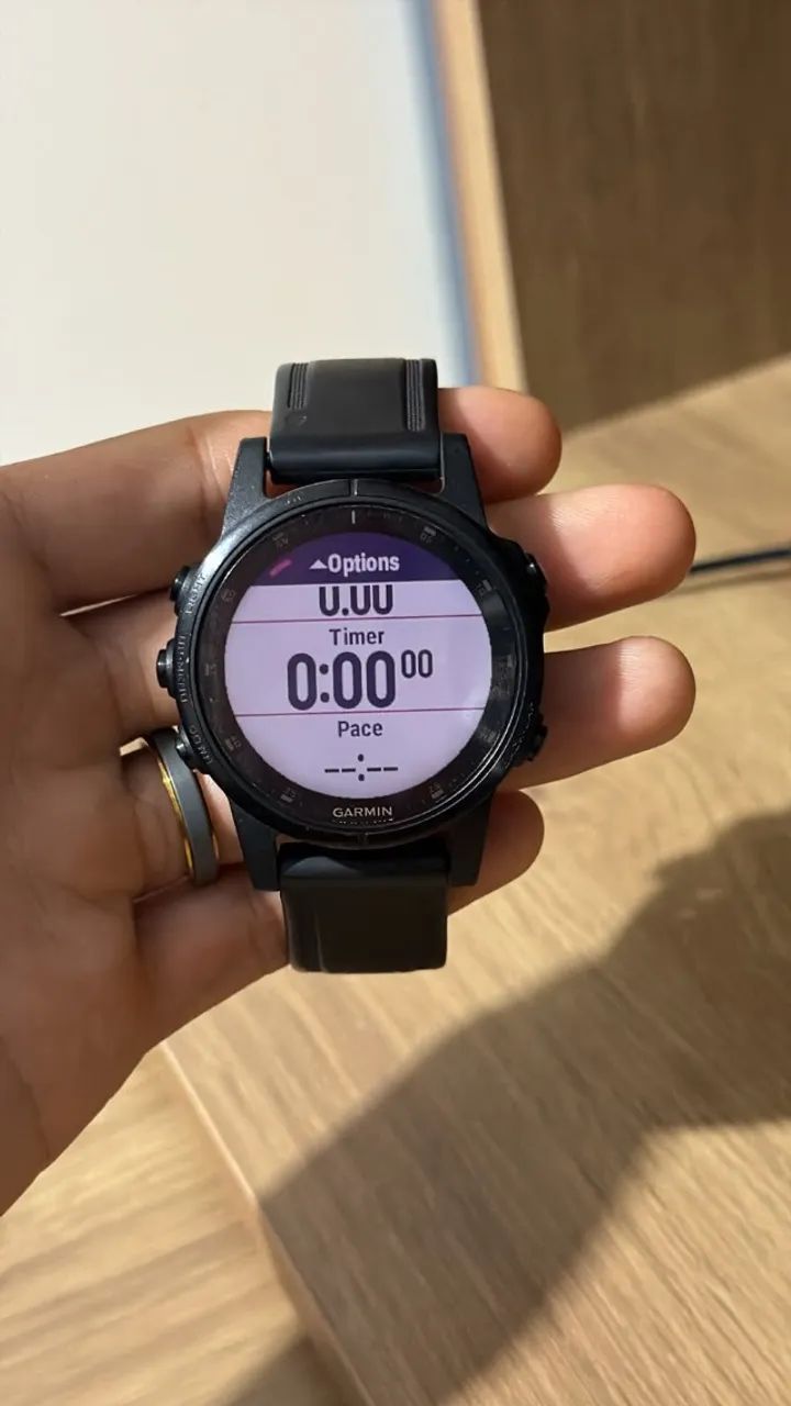 GARMIN Fenix 5s Plus - Semi novo 