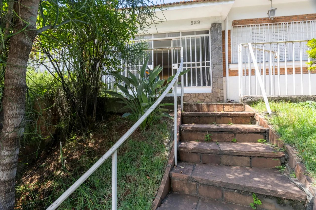 Casa para venda em Lapa com 3 quartos, sendo 1 suíte, 377m² - Foto 4