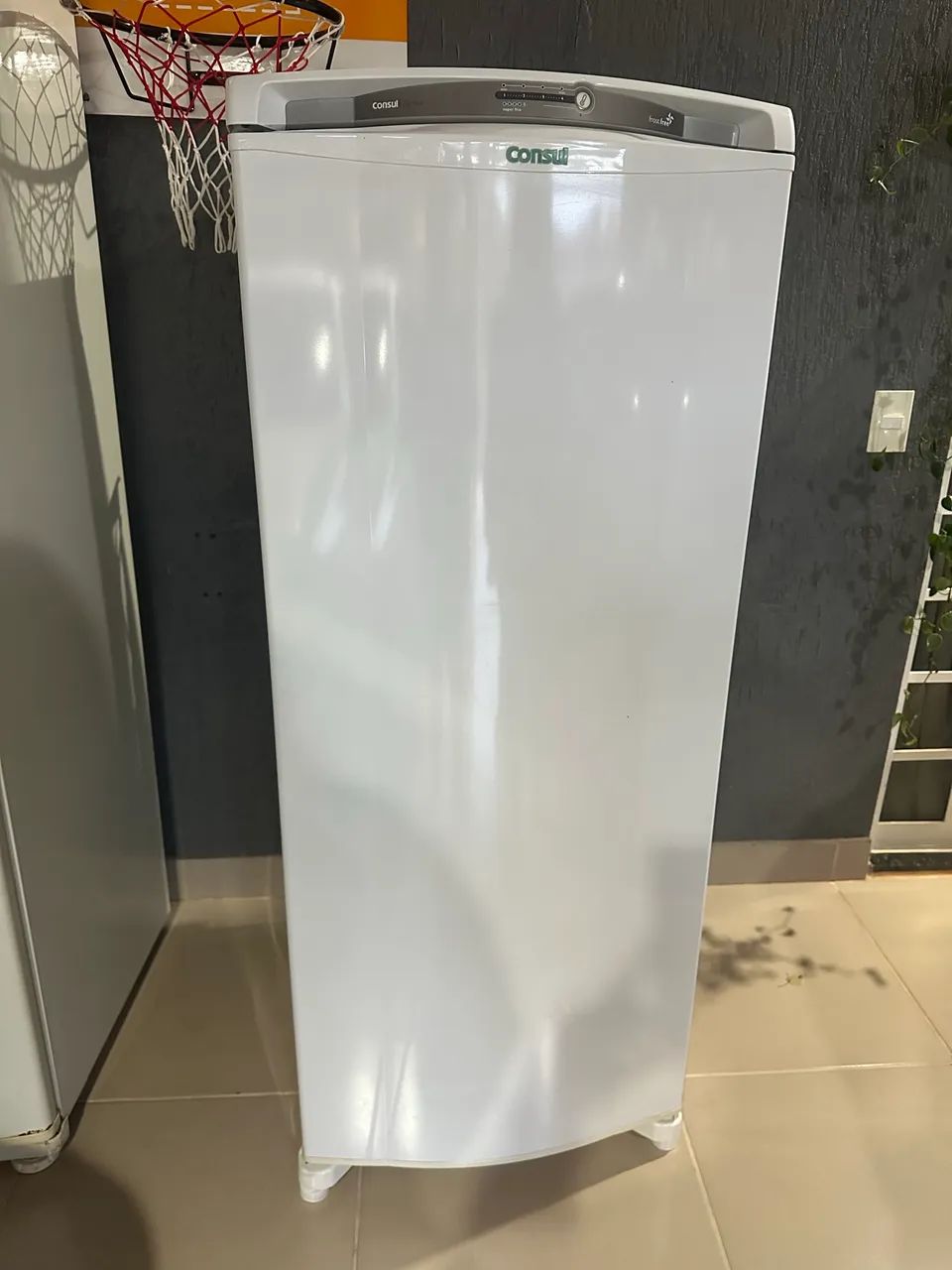 Geladeira Cônsul 300 litros 