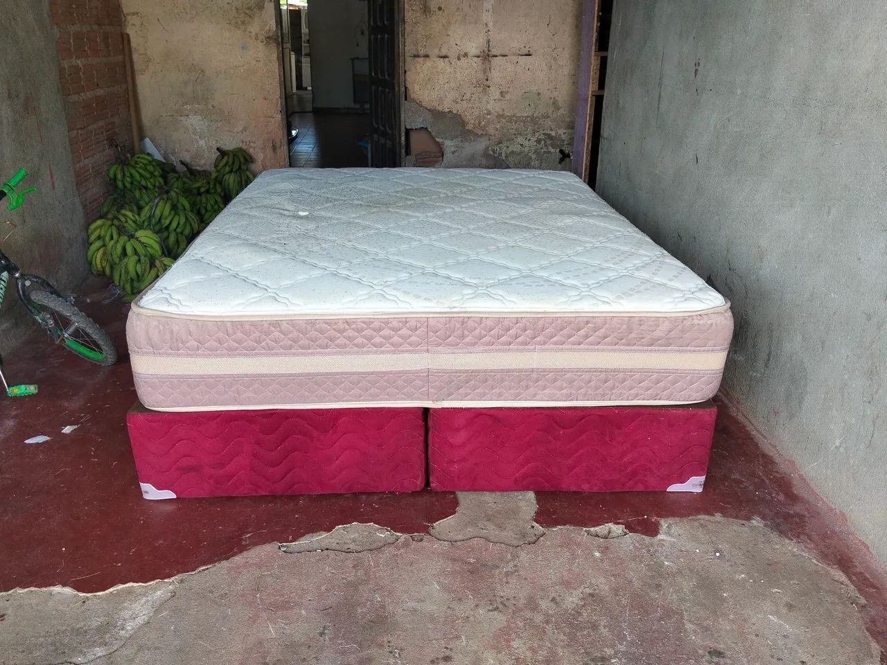 Cama Queen 