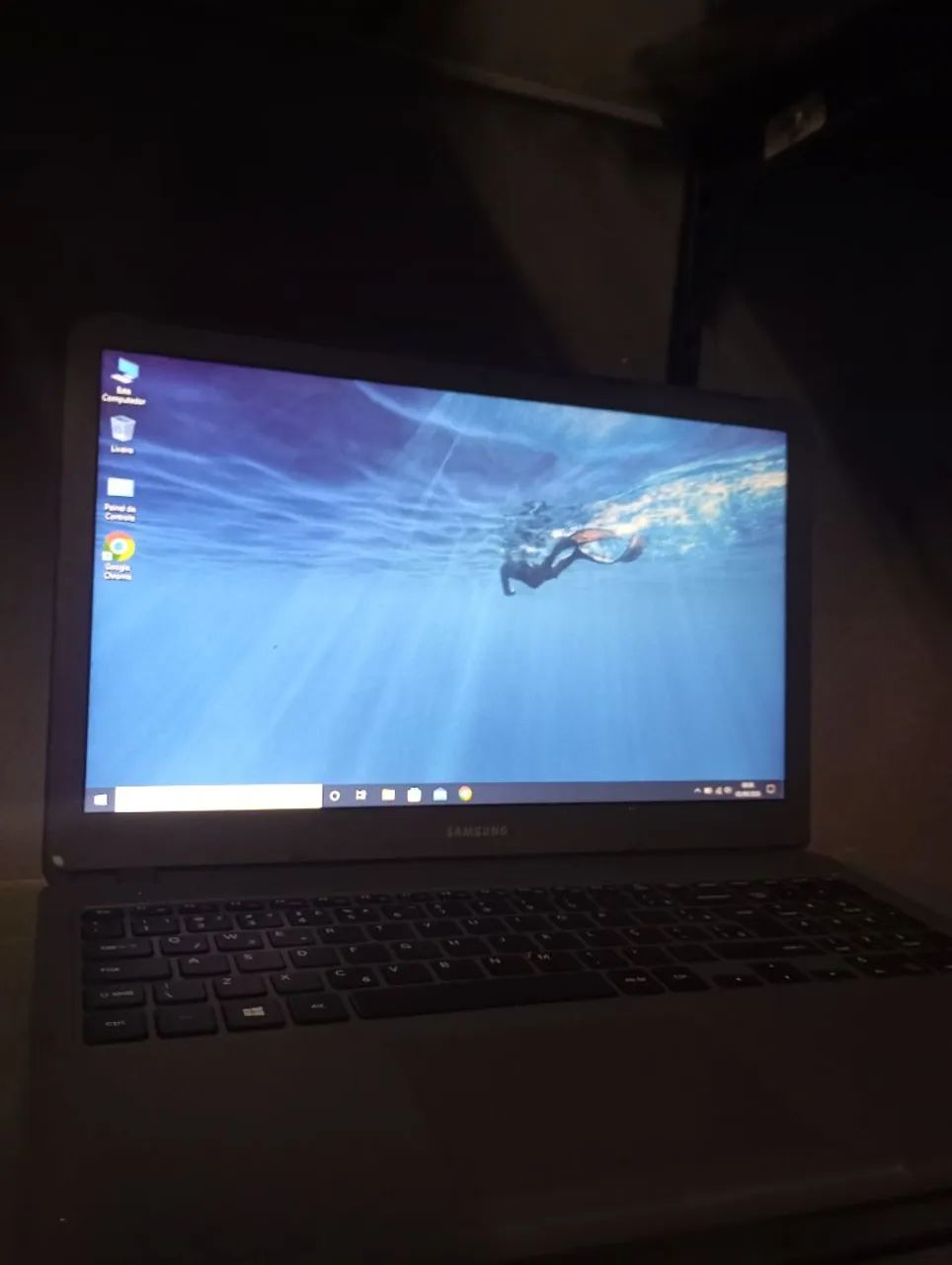 Notebook i3 Samsung sétima geração 