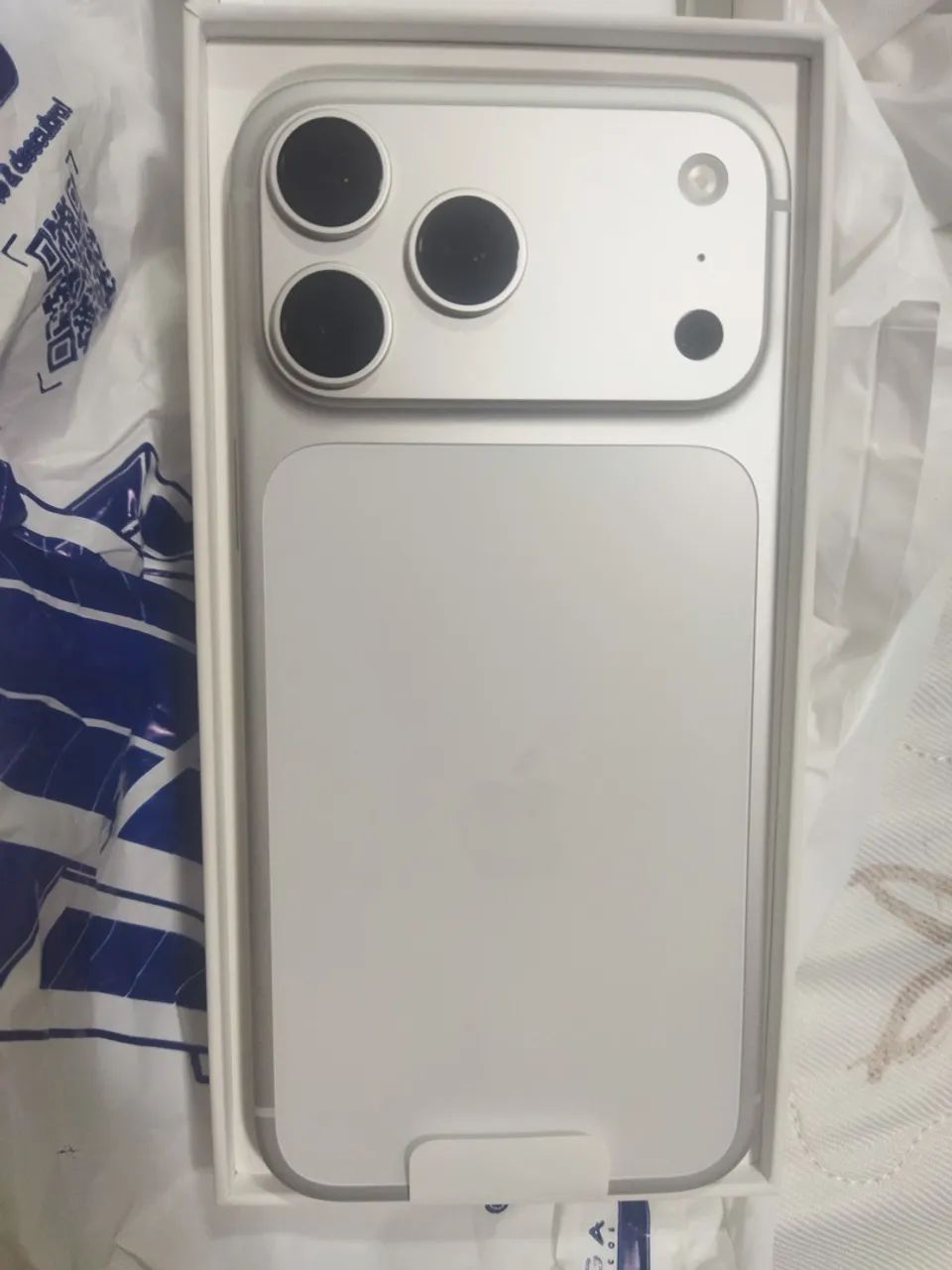 iPhone 17pro Max - Foto 2