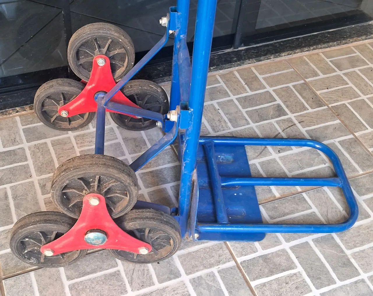 Carrinho de Carga - Sobe escadas  - Foto 4