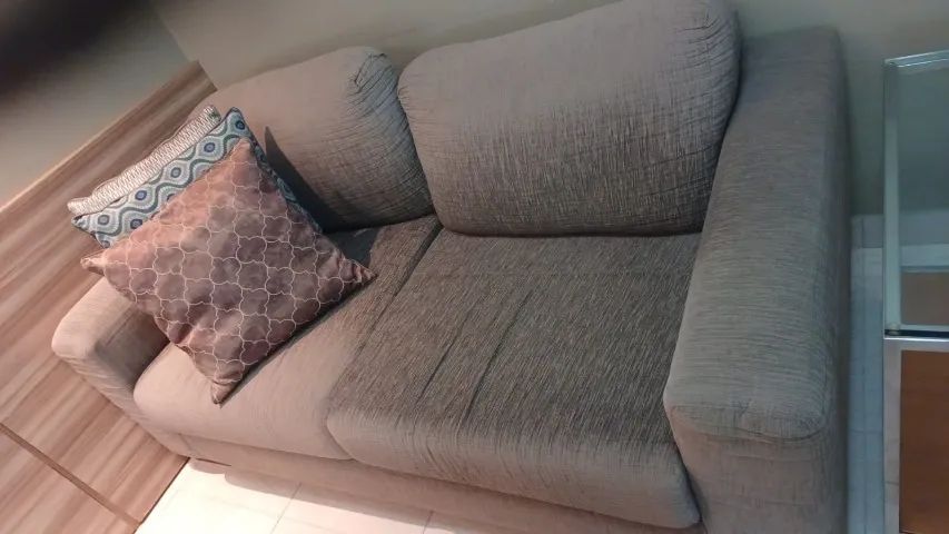 Vende-se Sofá e Mesinha - Foto 3