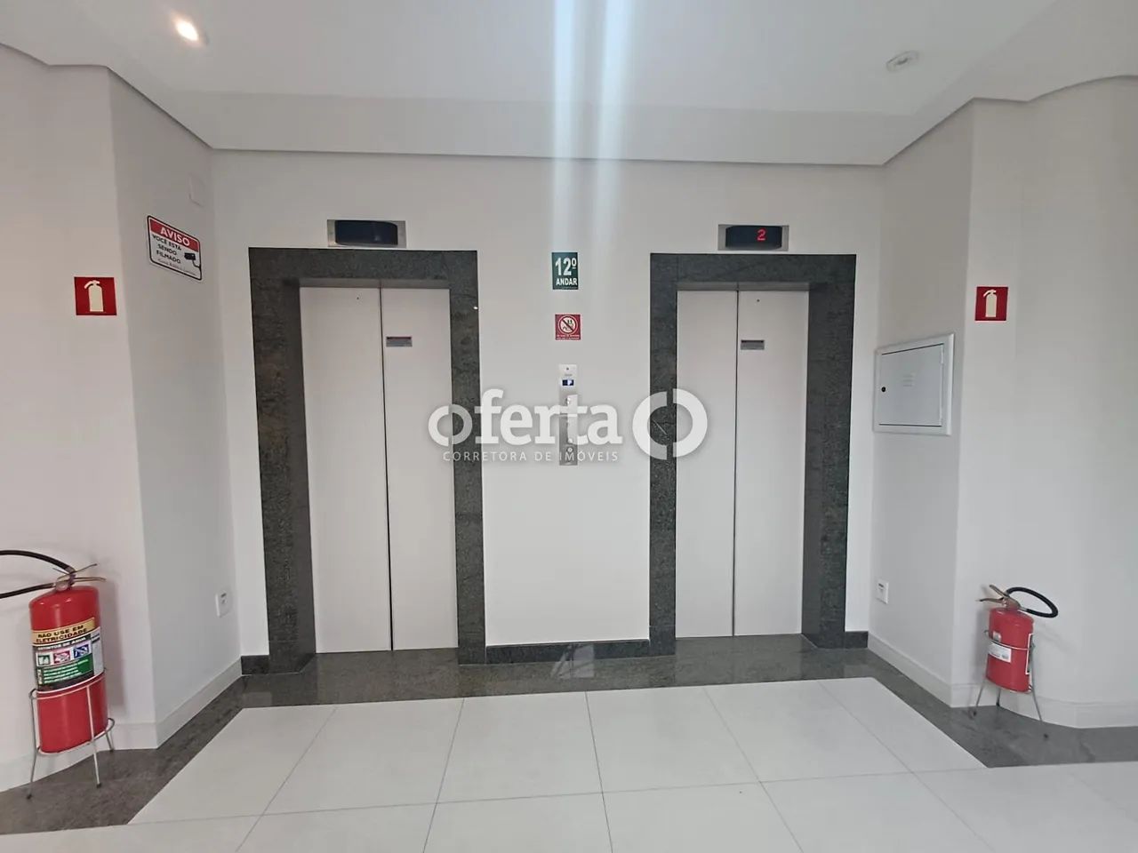 SALA COMERCIAL NO CENTRO DE CURITIBA - GALERIA LUSTOZA