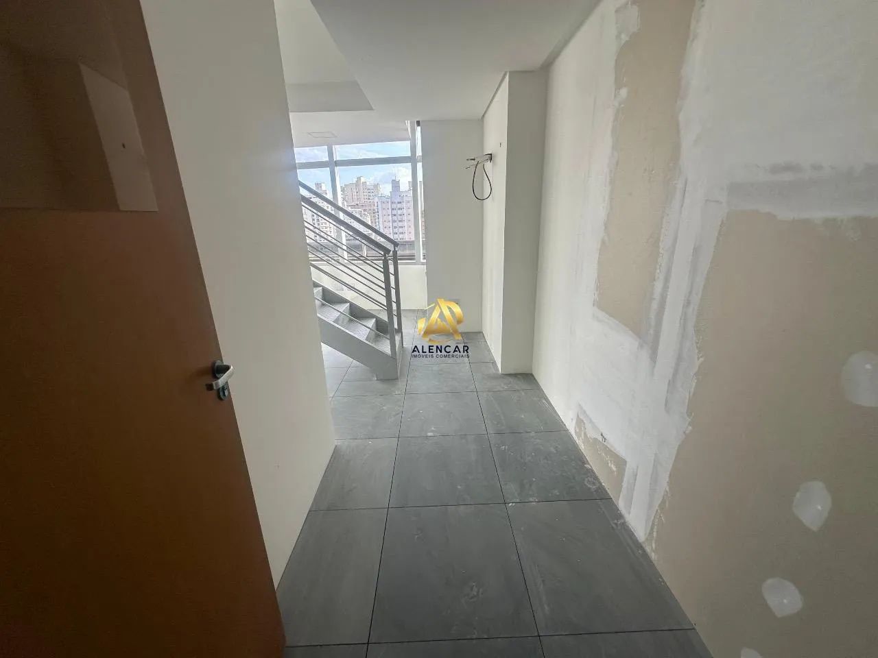 SALA COMERCIAL DUPLEX PARA LOCAÇÃO NA PRAIA DA COSTA  VILA VELHA/ES - Foto 2