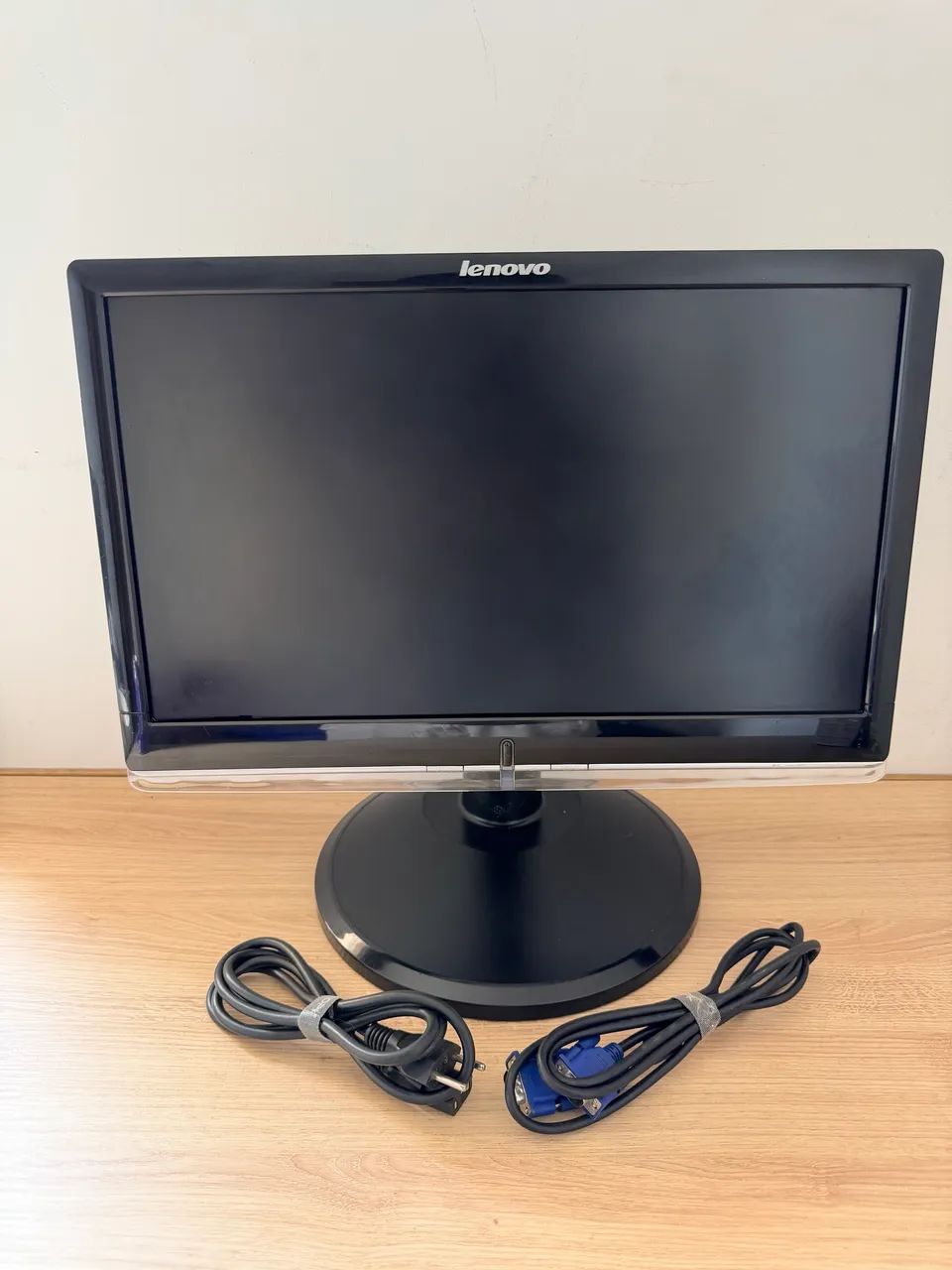 Monitor Lenovo D1960WA 18,5? LCD 