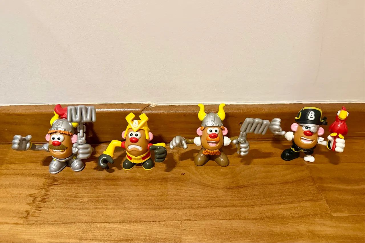 kit mini cabeça de batata hasbro - guerreiros e heróis  - Foto 3