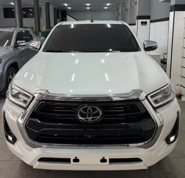 Toyota Hilux Hilux CD SRX 4x4 2.8 TDI 16V Diesel Aut. 2025