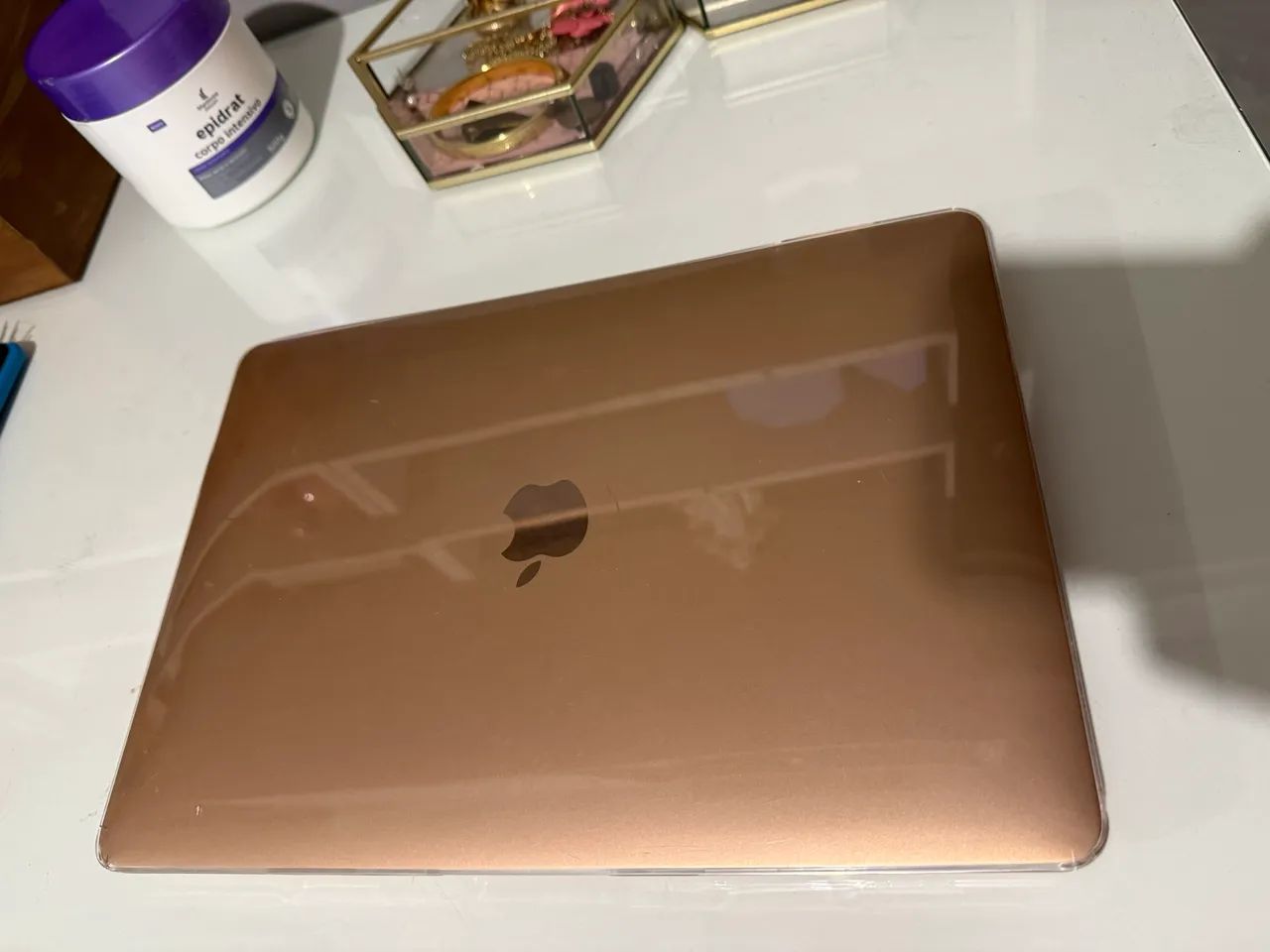 Apple MacBook Air M1 2020 A2337 Ouro 13