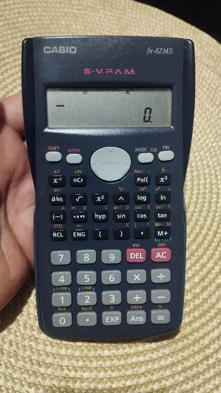 Calculadora Científica Casio Fx-82MS funcionando perfeitamente R$:150 Reais 