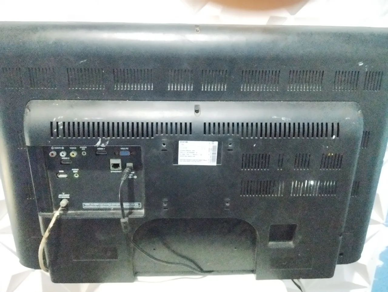 Tv cce 32 polegadas não e smartv  - Foto 2