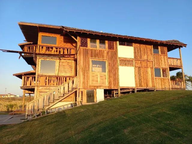 Casa Triplex com oito quartos sendo cinco suítes no Fortim - 490m² - Foto 4