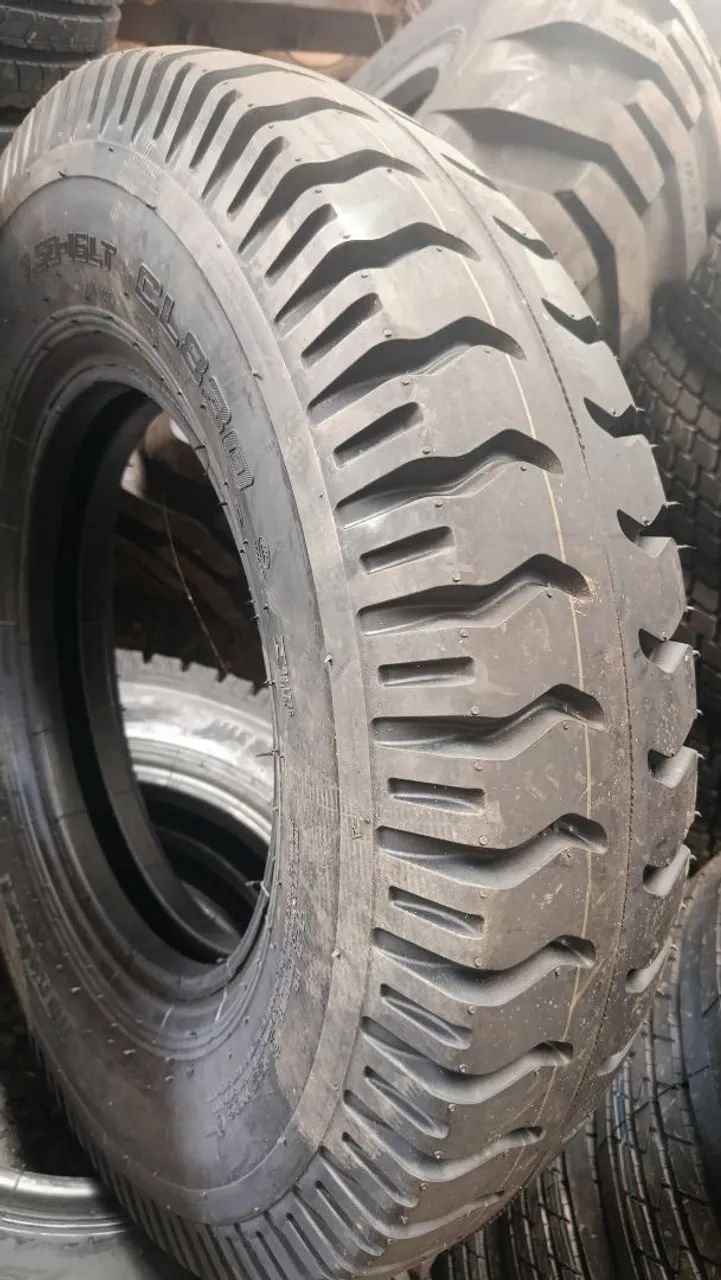 Pneu 7.50-16 boreachudo