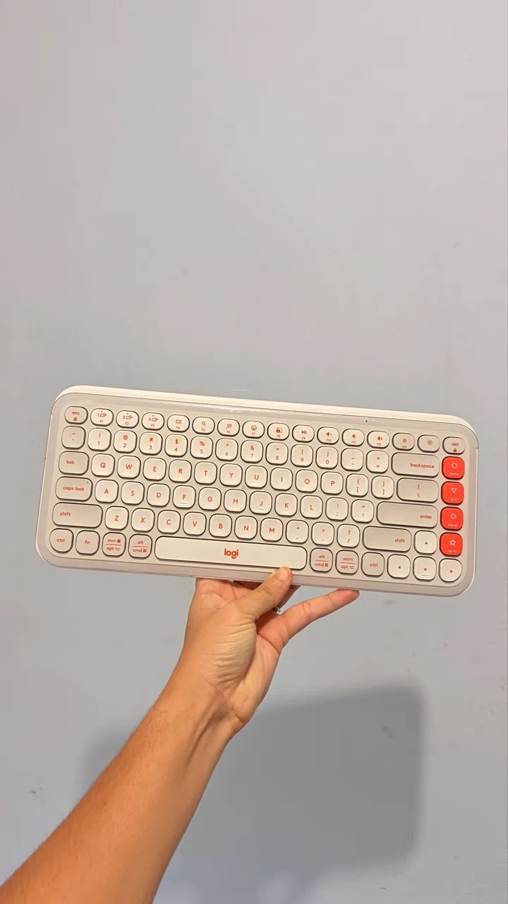 Teclado Logitech Pop
