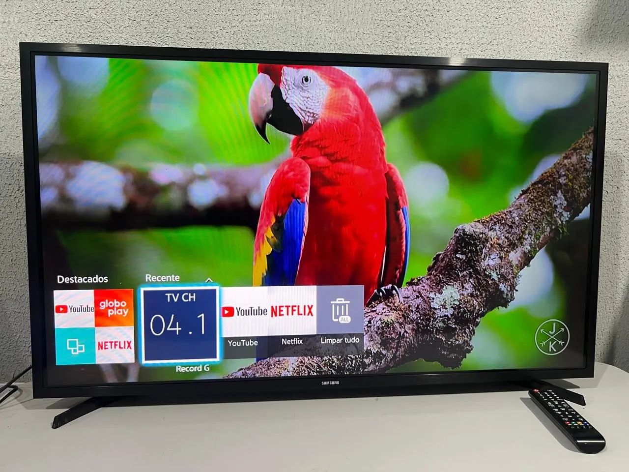TV SAMSUNG TIZEN SMART 32' - Foto 2