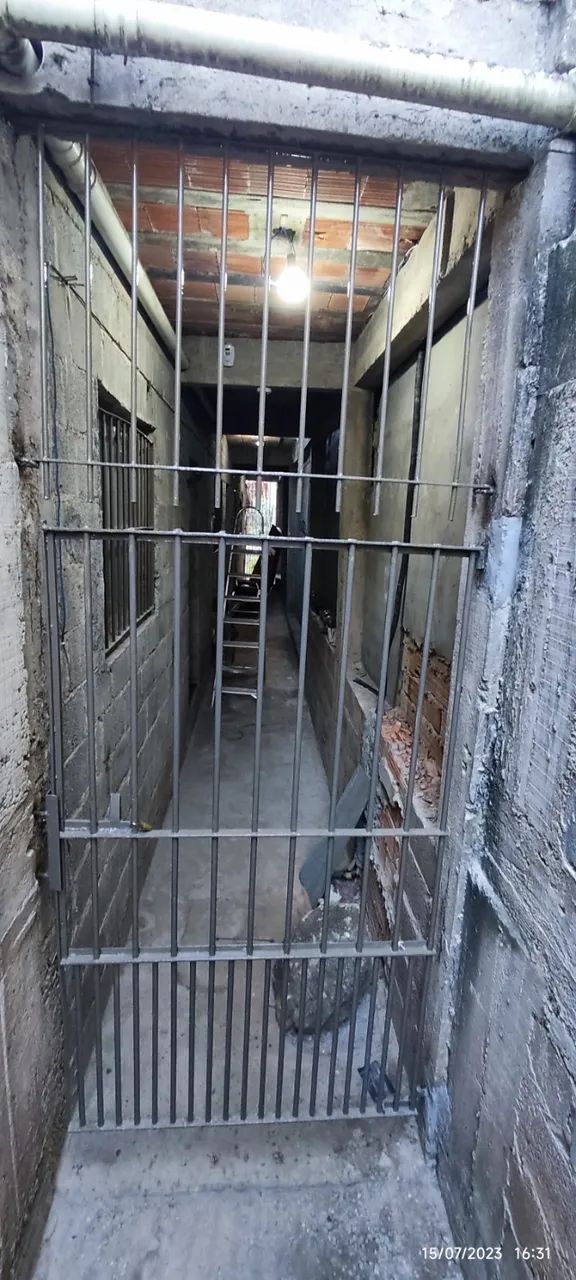 Vende-se uma casa 3 cômodos e um banheiro  - Foto 3