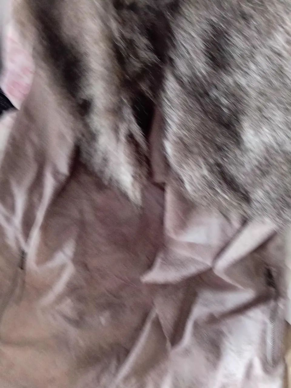 Casaco de chamoiux e couro e plush - Foto 3