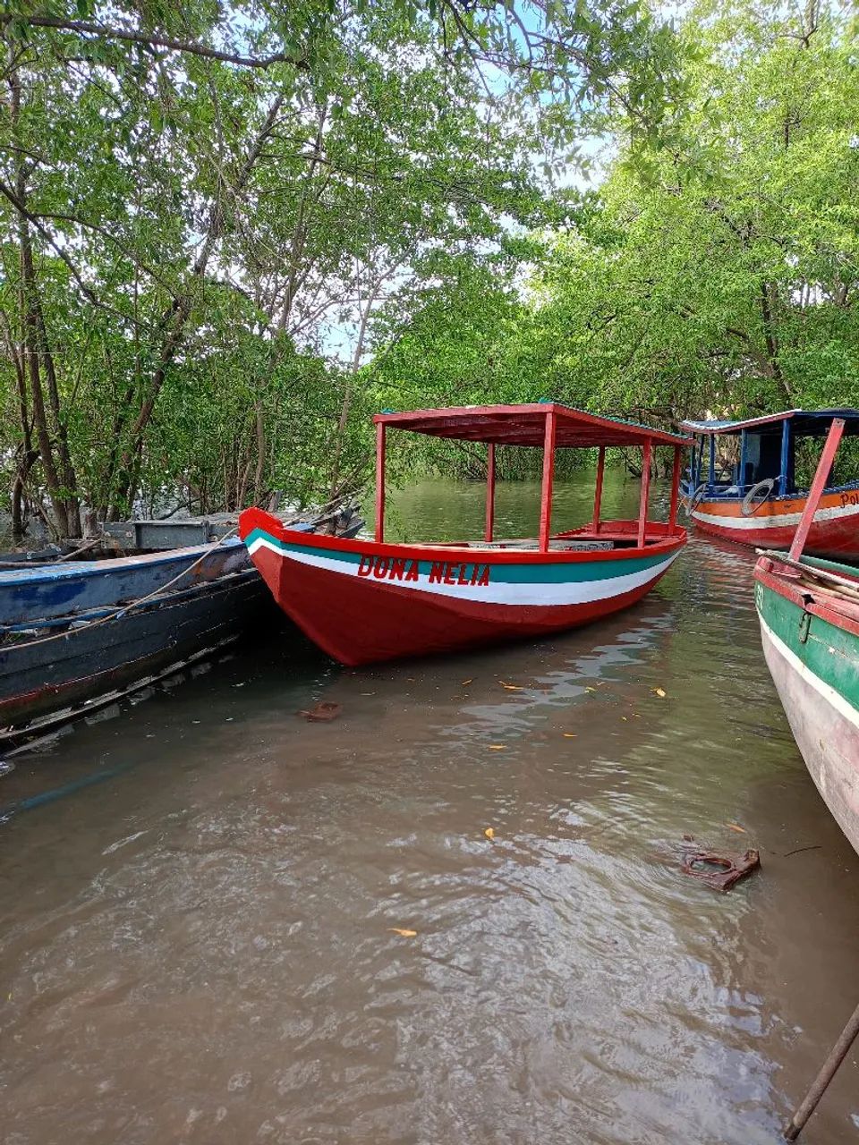 Barco semi novo baixei o valor pra vender logo