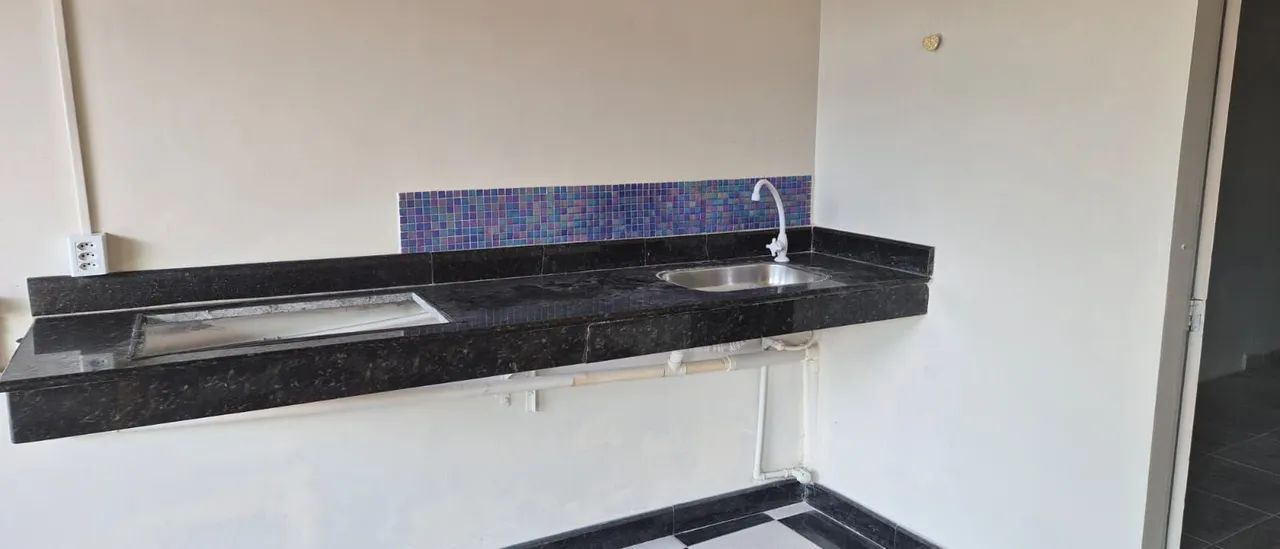Linda casa próximo a faculdade Nilton Lins - Foto 3
