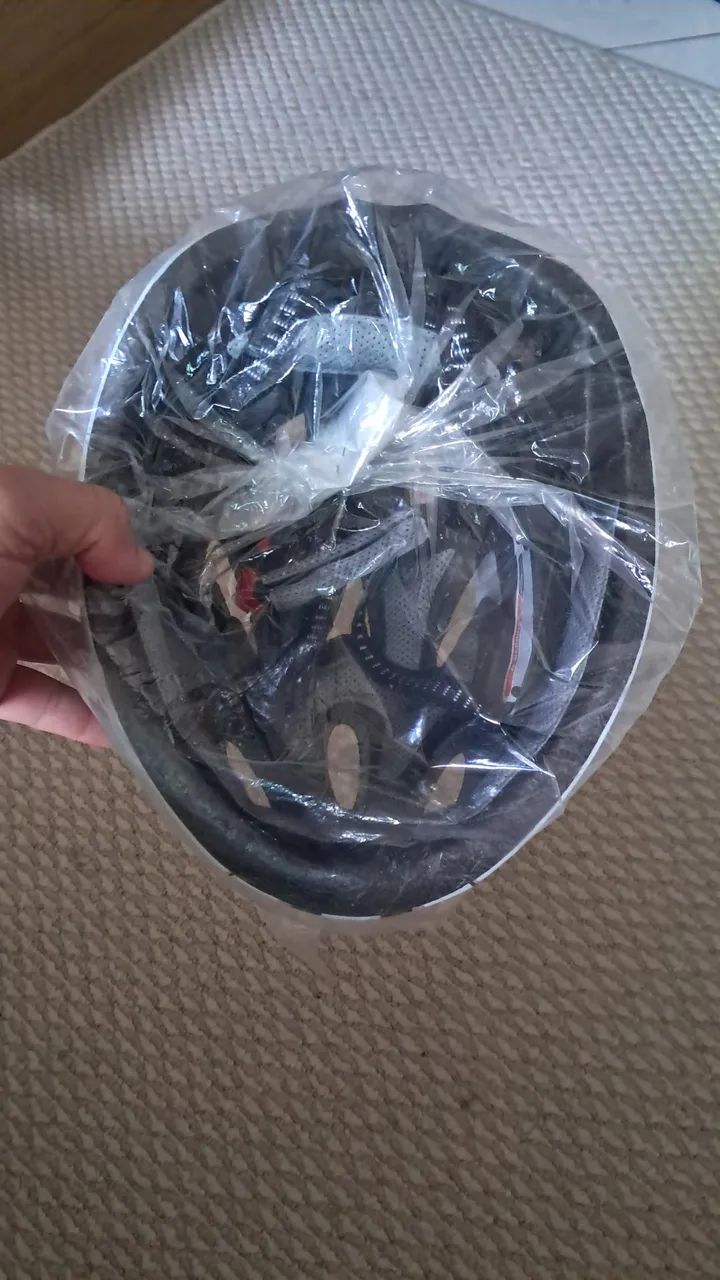 Capacete ciclista. - Foto 2