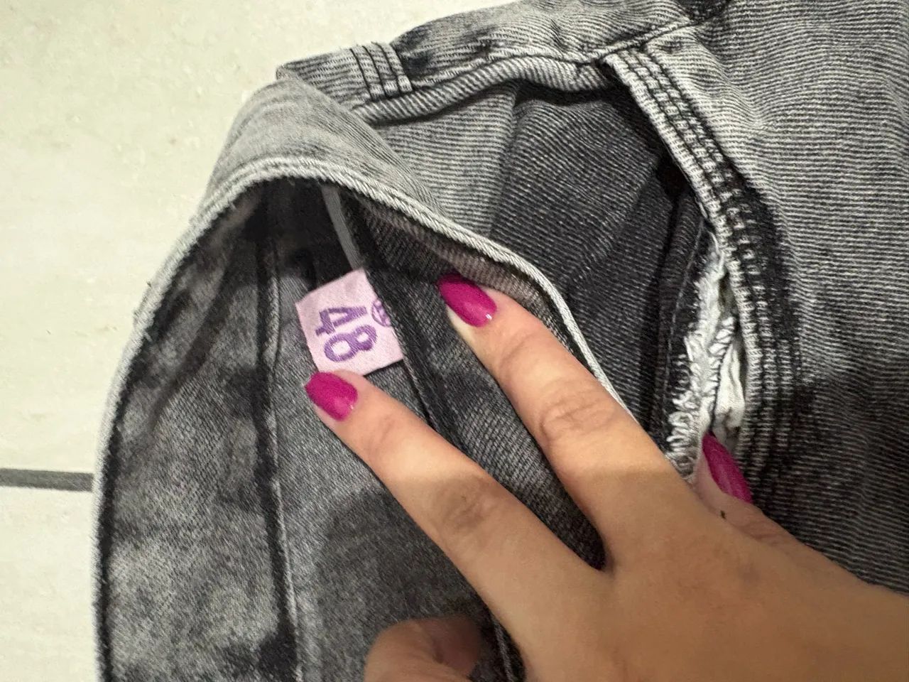 Calça Jeans - tamanho 48 - Foto 3