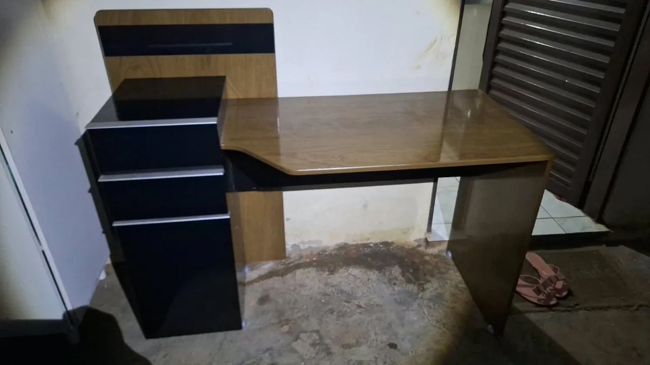 Mesa escrivaninha  - Foto 2