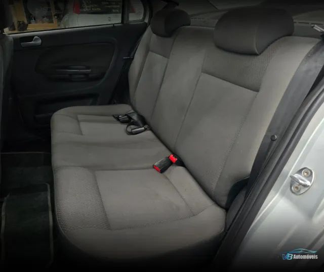 Volkswagen Voyage 1.0/1.0 City Mi Total Flex 8V 4p, foto 13 de 15