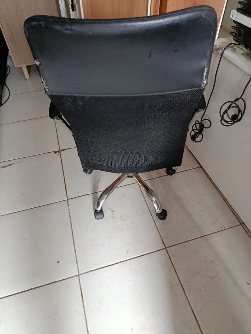 Cadeira de escritório - Foto 3