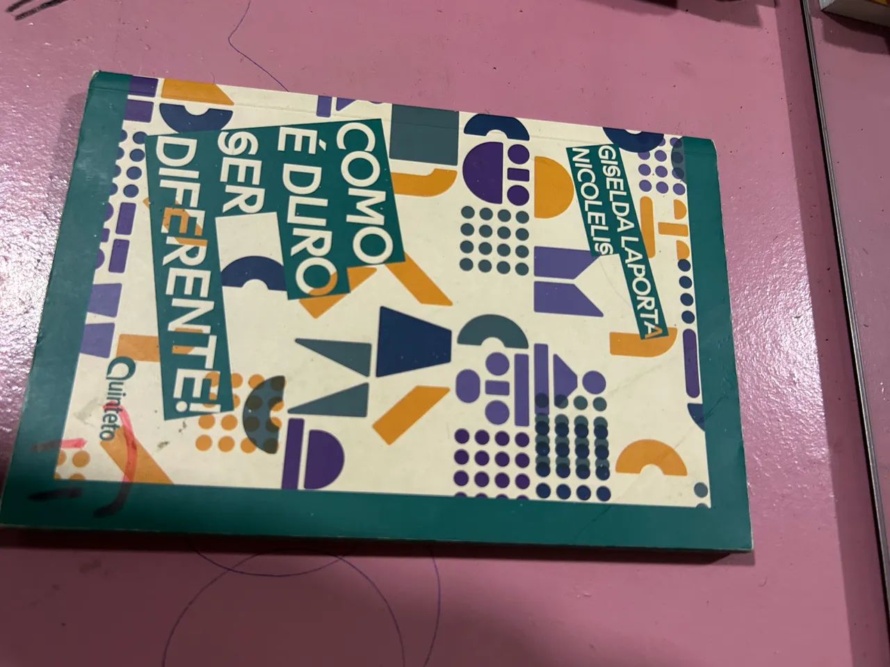 Livro Como é duro ser diferente