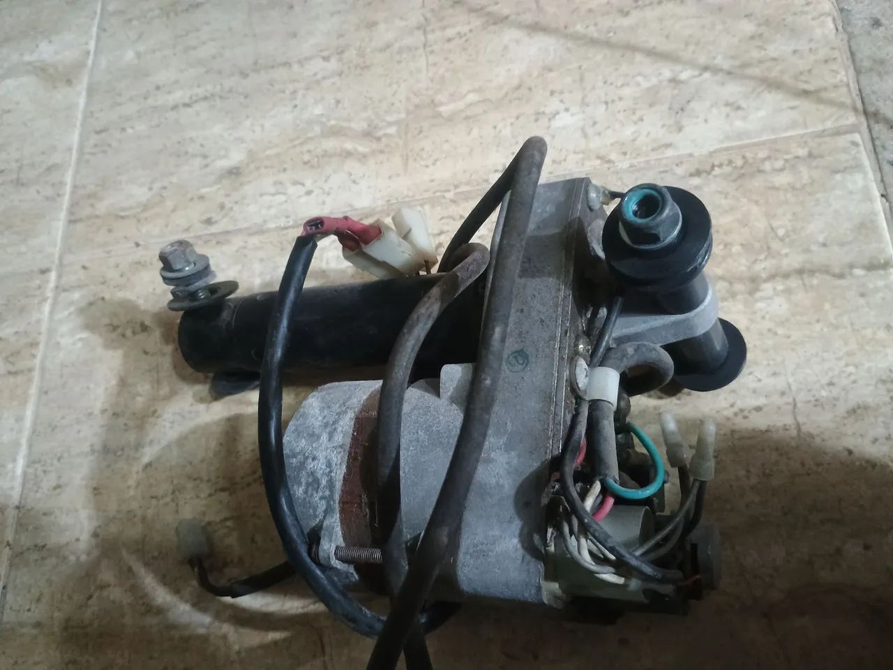 Motor de elevação da esteira athletic 500EE - Foto 3