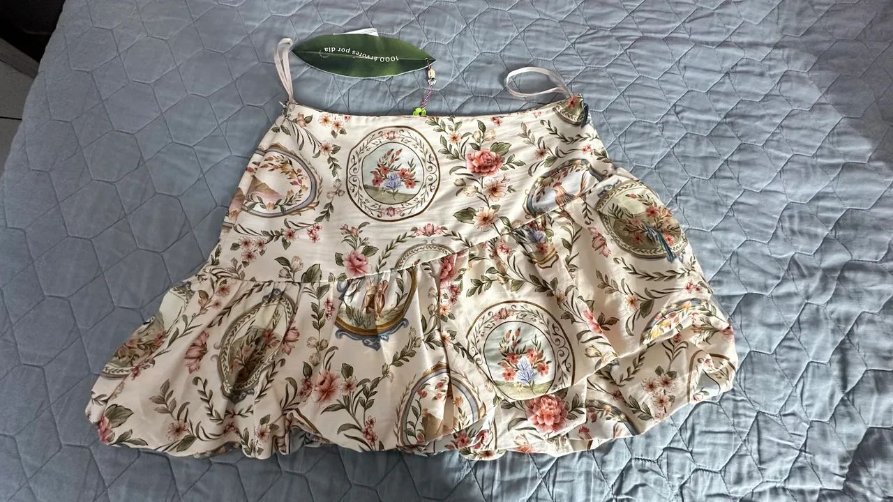 Saia estampada Relicário Floral(nunca usada)