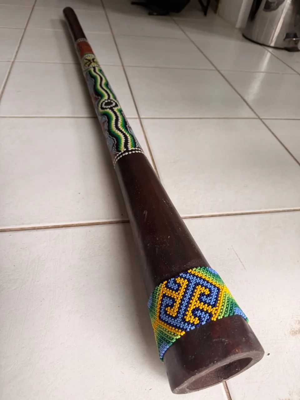Didgeridoo Australiano Madeira nobre, pintado