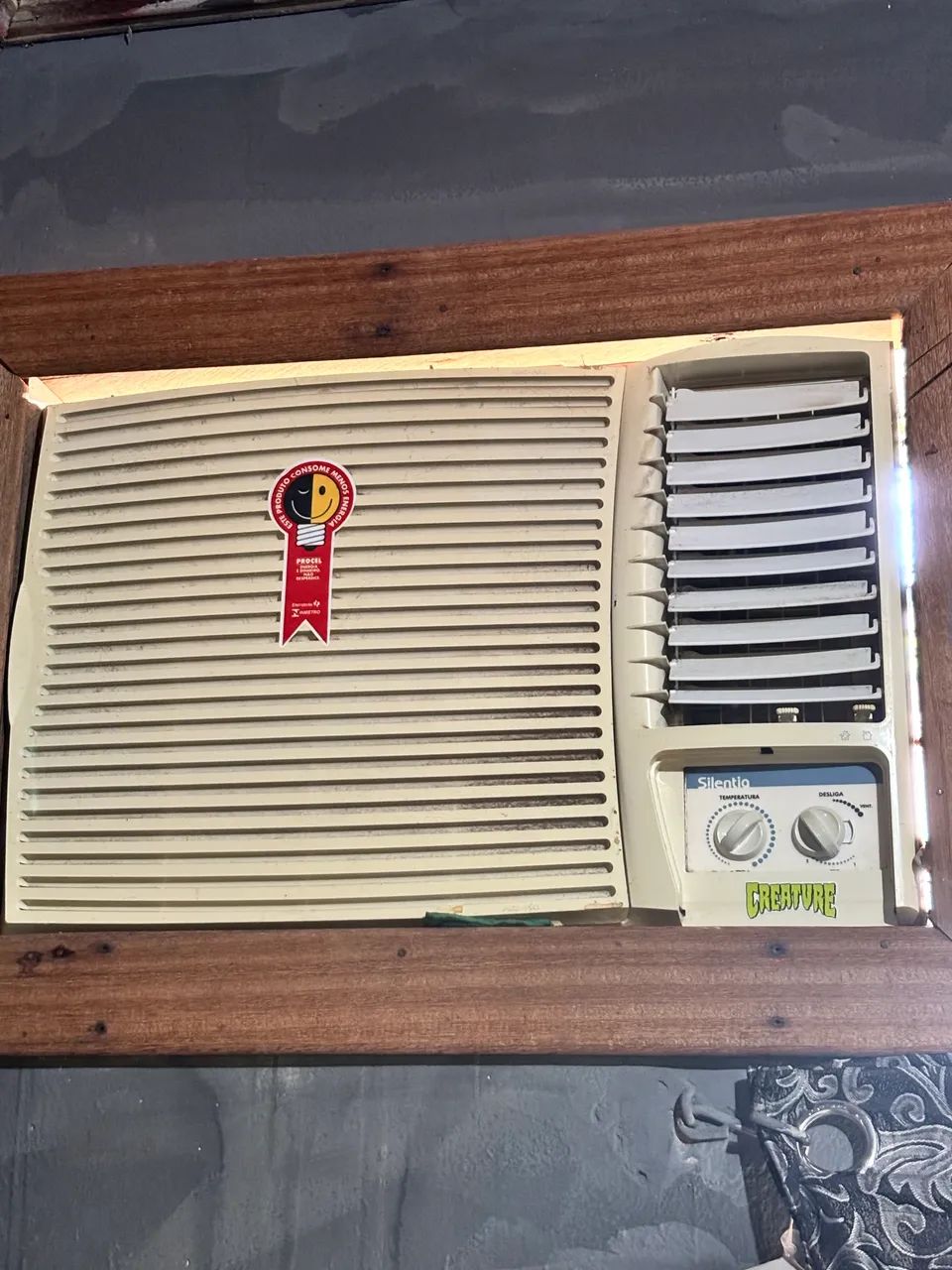 Vendo ar-condicionado 18.000 BTUs