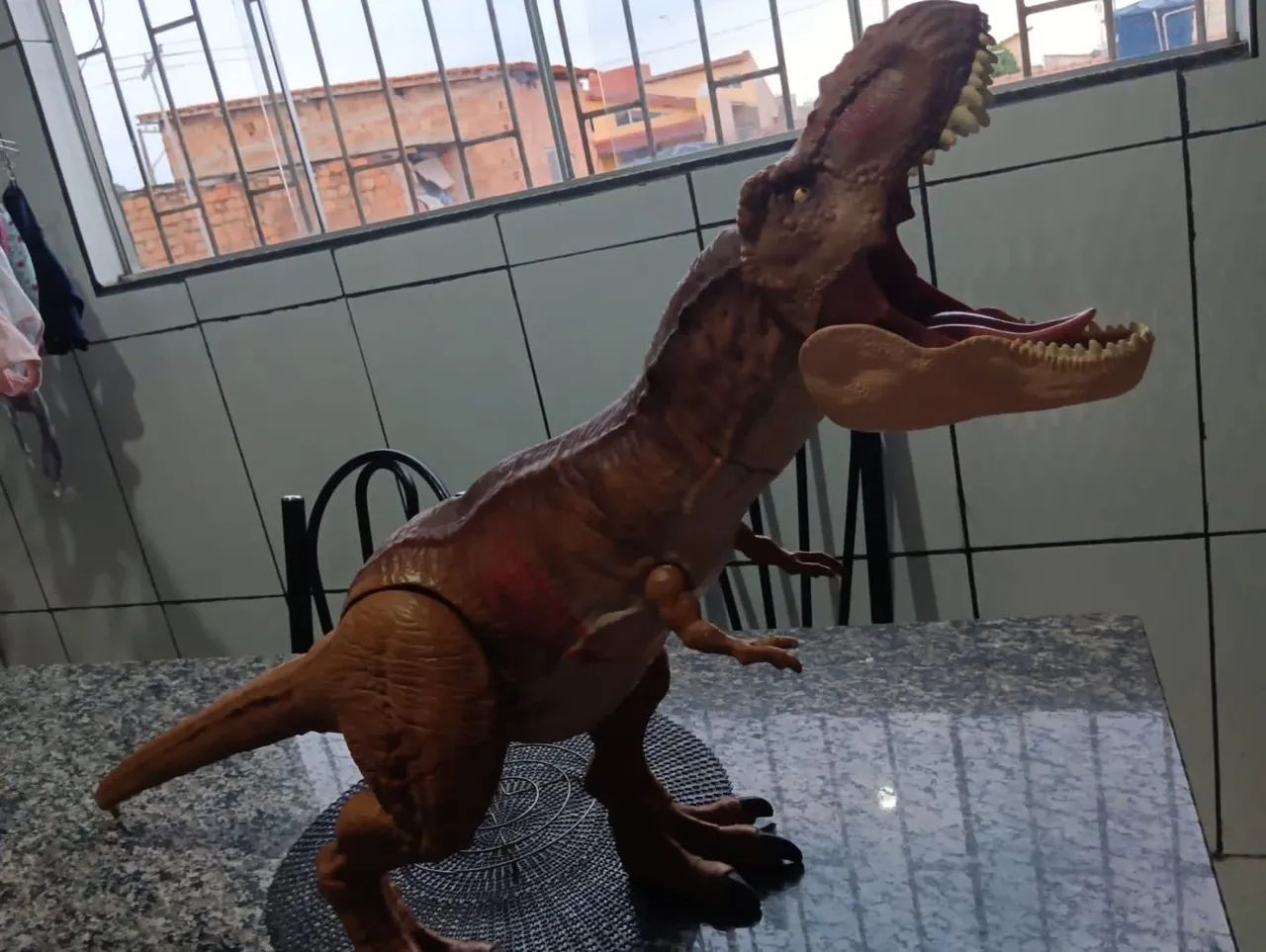 T-Rex Mattel Colossal 2018 Original (Usado) - Foto 2