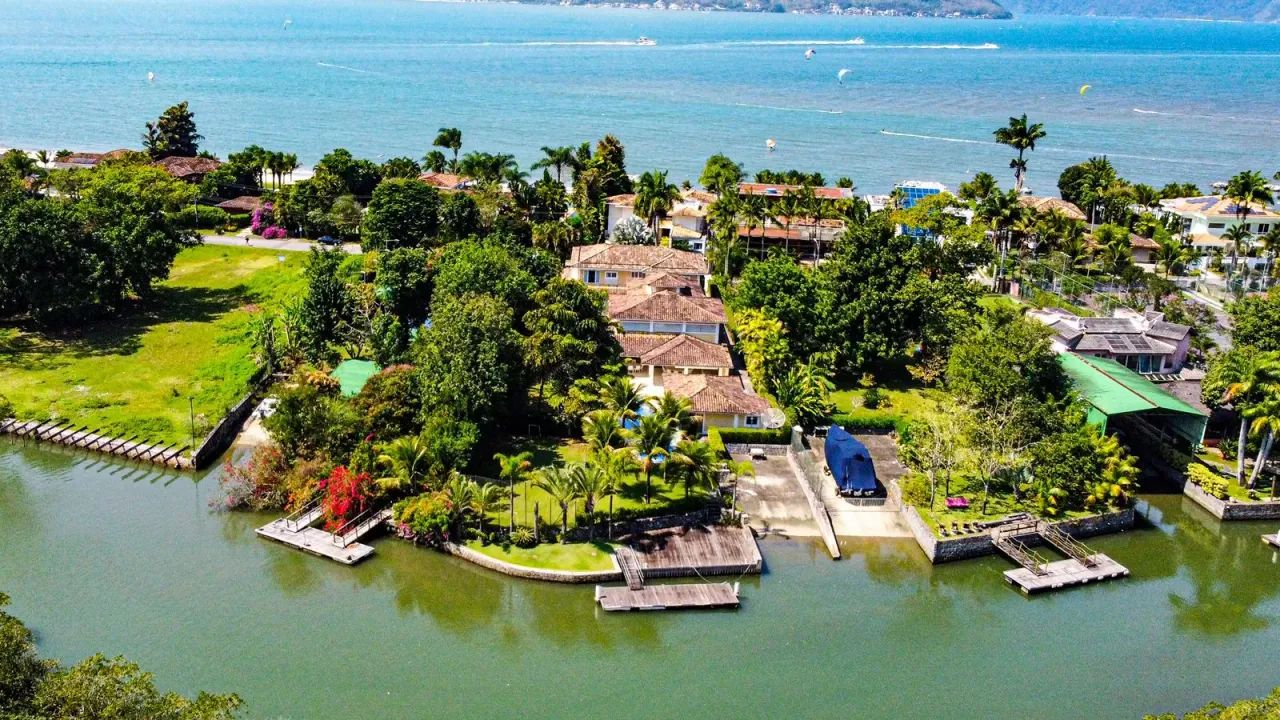 Portobello casa com 2500 metros quadrados com 6 quartos