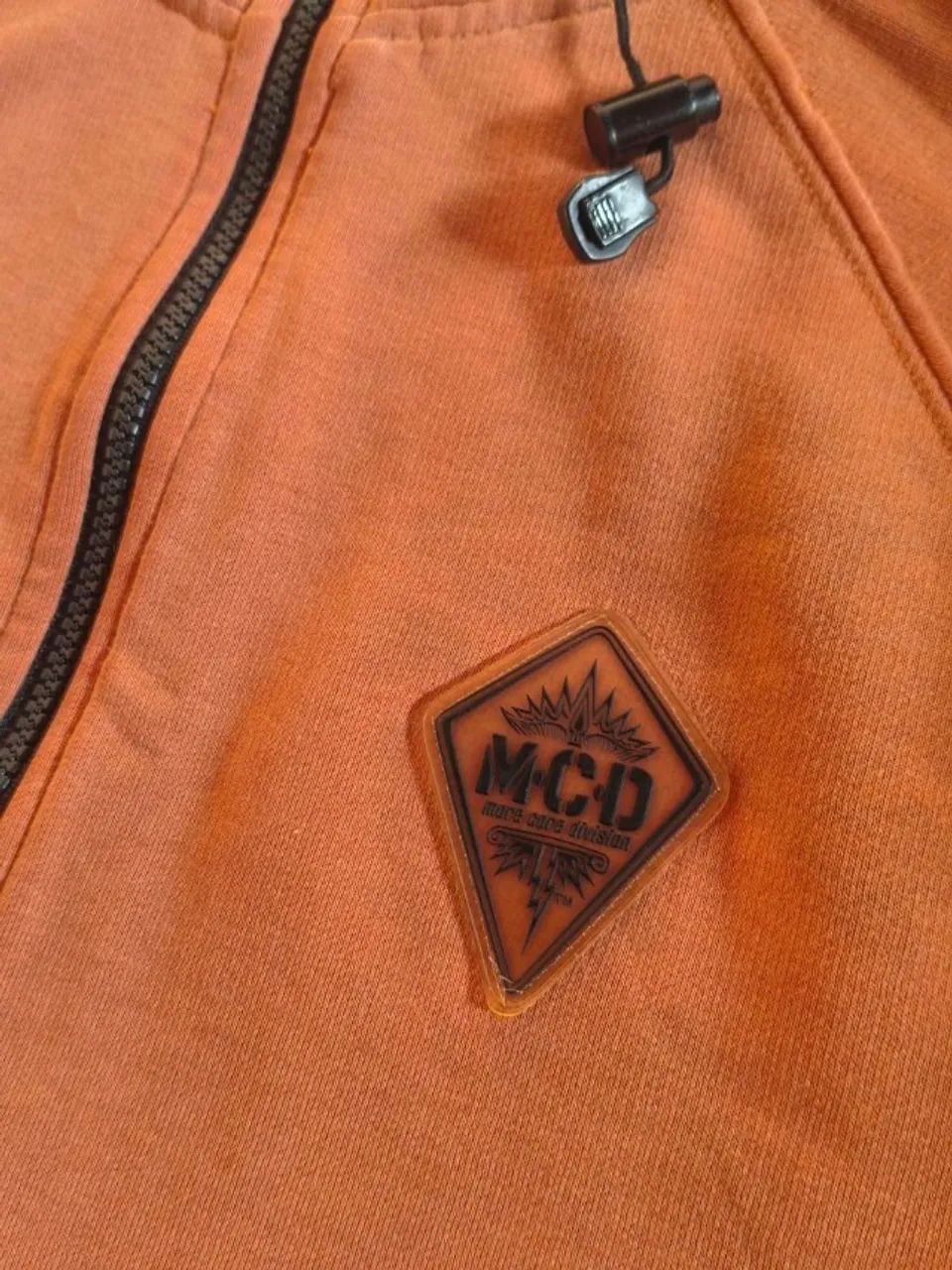 jaqueta original mcd com capuz laranja TAMANHO GG - Foto 3