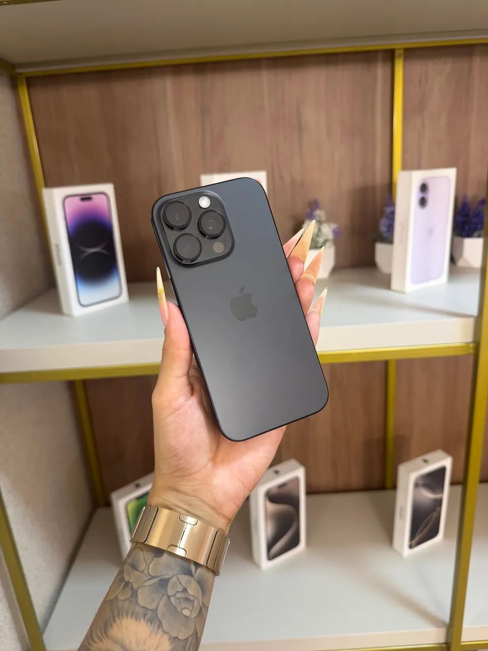 iPhone 16 Pro 256GB Titânio Preto