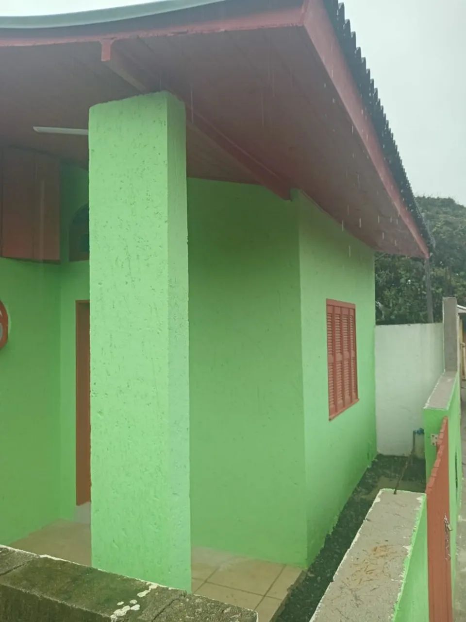 Kitnet,  pra uma pessoa , aluguel. 